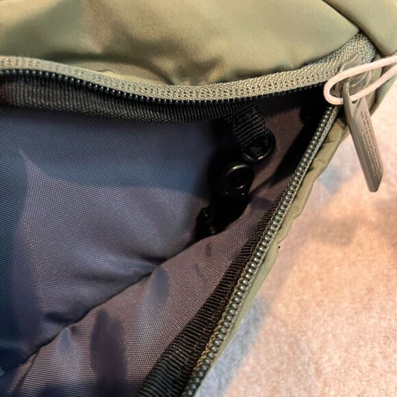 Adidas Unisex Olive Bags Originals Major Green National Waist Pack Zipper NWT - Picture 8 of 11